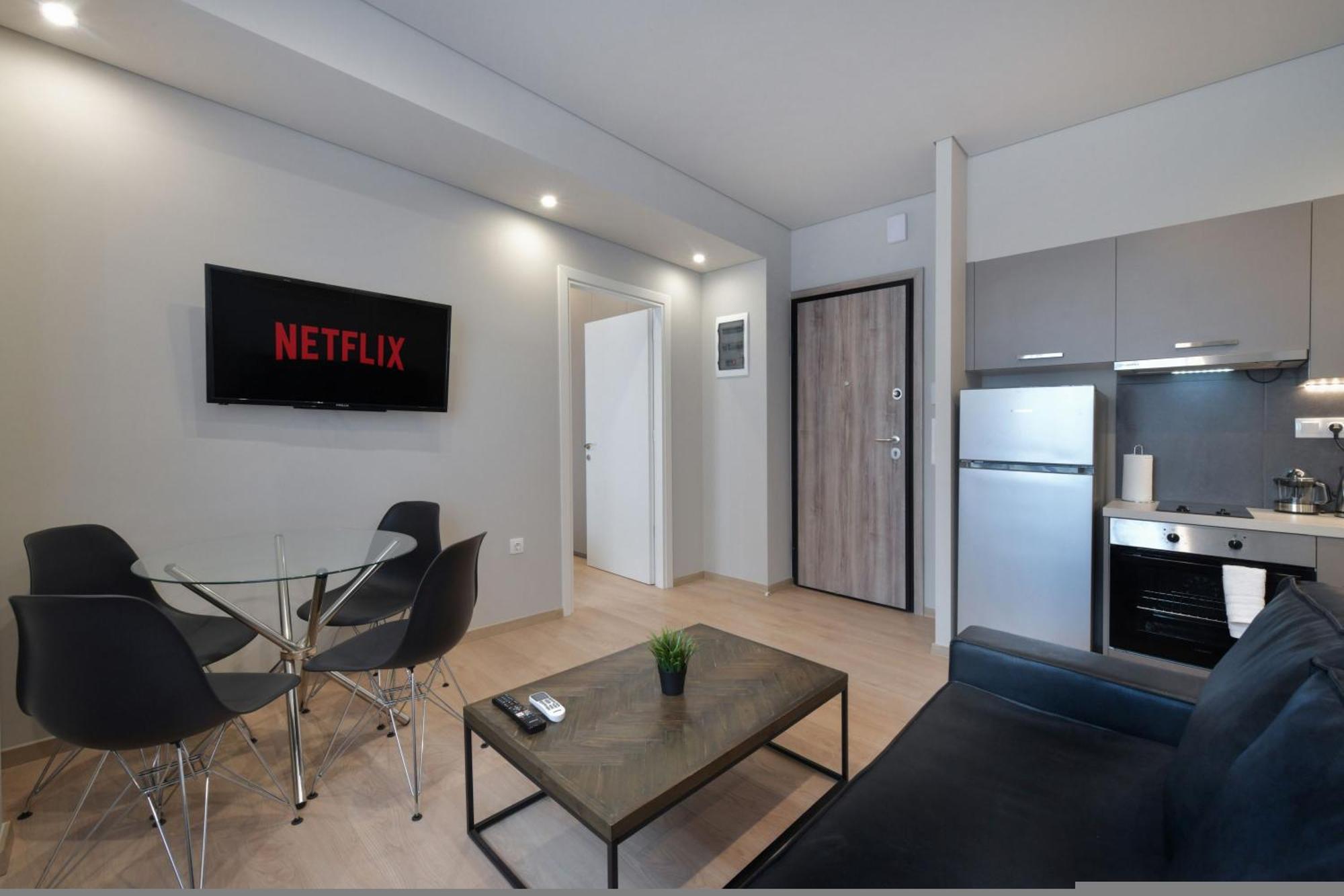 Porto Pireo By Superhost365 - Kolokotroni Apartment Exterior photo